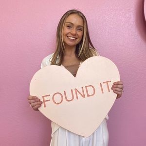 Meet your Posher, Brooke